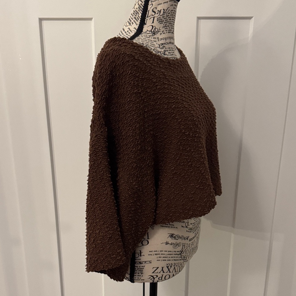 Urban Outfitters Textured Brown Scoop Neck Sweater - Picture 2 of 5